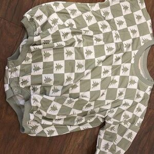 Kids One-Piece Checkerboard Tree Print Romper - Sage & White